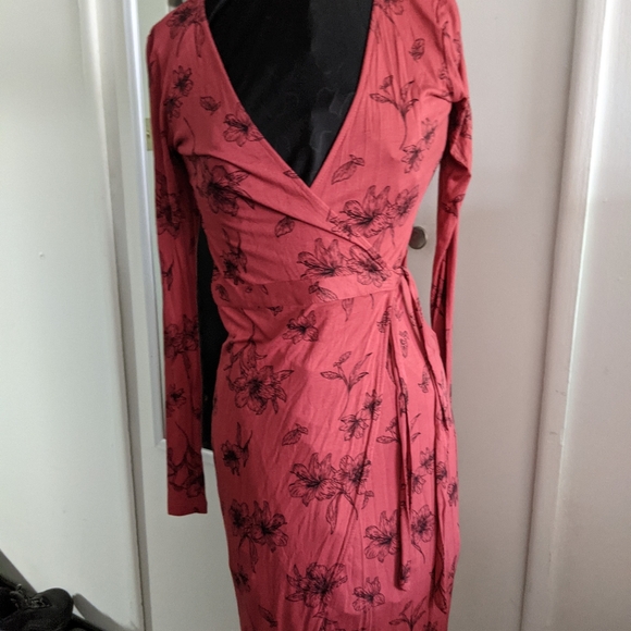 Dress - Picture 4 of 5